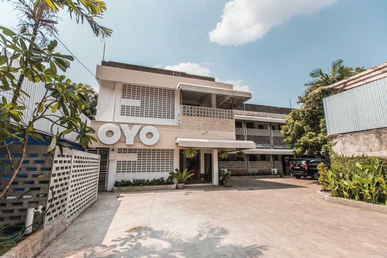 Oyo 1001 Pulo Art Space Near Ciranjang Ent Hospital Jakarta Exteriér fotografie